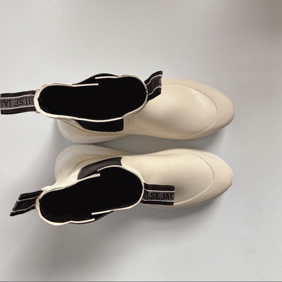 ILSE Jacobsen for Hornbaek Rubber Boots in cream - Picture 5 of 7